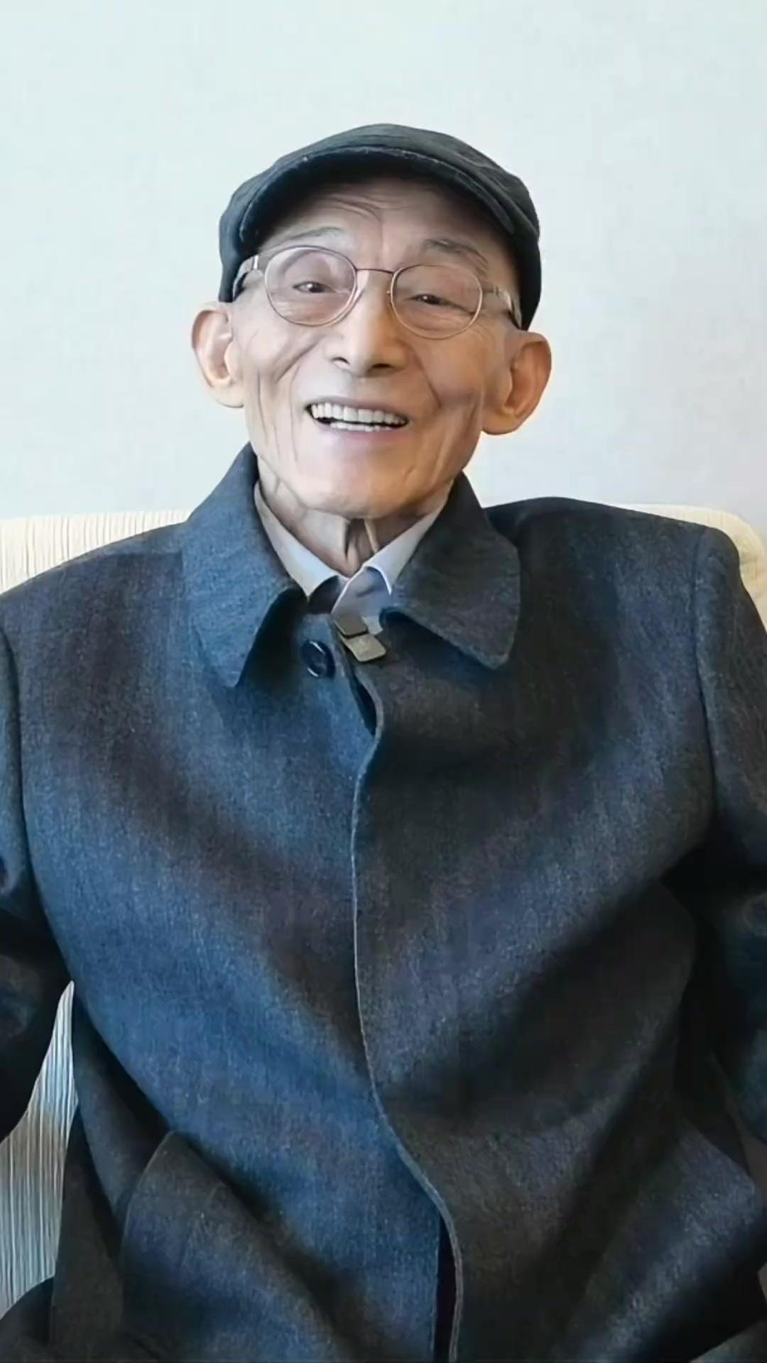 什么叫长寿？张文宏医生说：如果你活到100岁还能生活自理这才叫真正的长寿