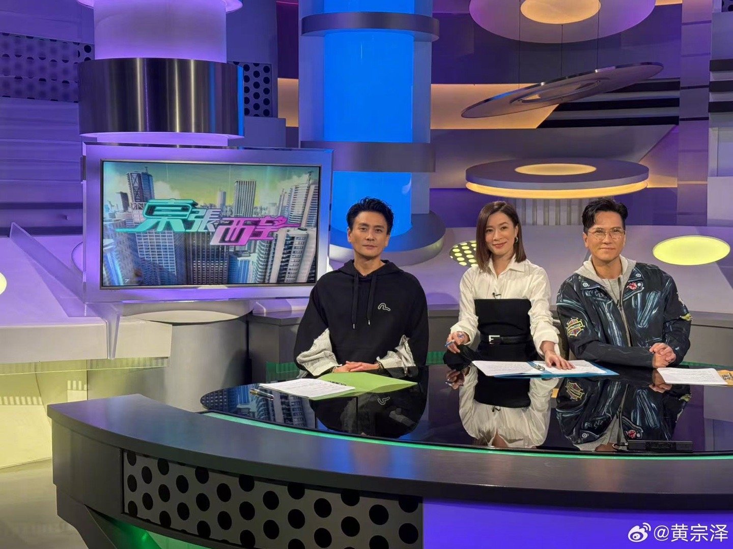 新闻女王三queen鼎立文慧心的谋略、张家妍的坚守、许诗晴的灵动，三种力量交