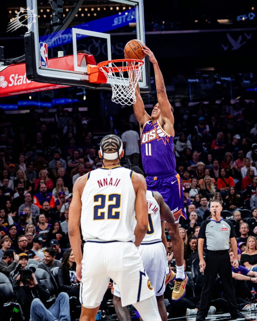 久不在大家关注范围内的神棍Flex突然爆料：“据我所知，有很多球队都打电话给太阳