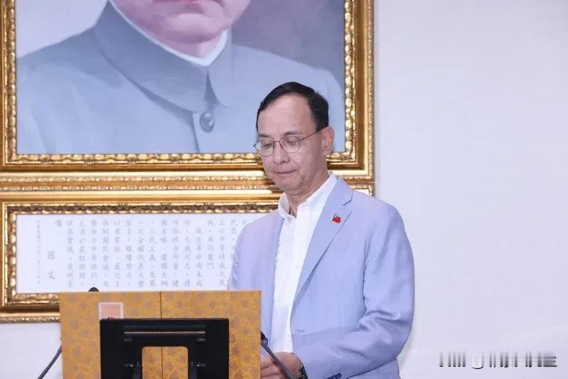 朱立伦呼吁即刻释放柯文哲823投票结束，赖清德完败。朱立伦呼吁结束台湾司