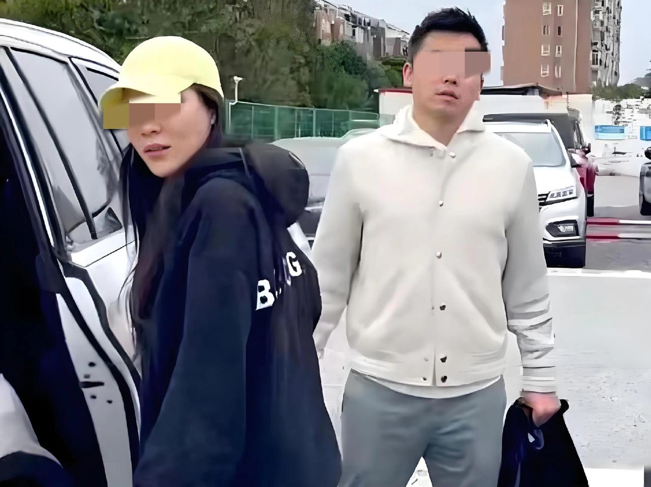 离婚还得给过错方20万，上海那个找2+1律师的后续来了，两人已经离了，但