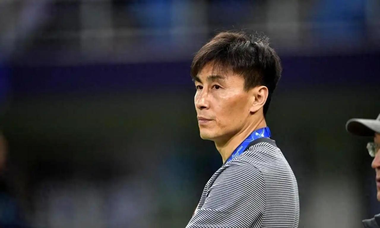 李玮峰这次直播说的这些话，真是把中国足球那层窗户纸捅破了。总结下来就几点：米卢带