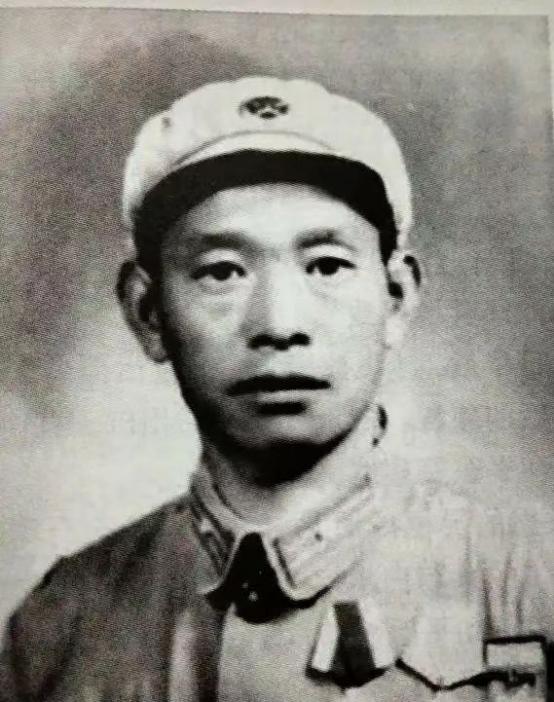 1943年，八路军电台科长刘长生结婚申请未通过，一气之下，他竟带着密码本投靠日军