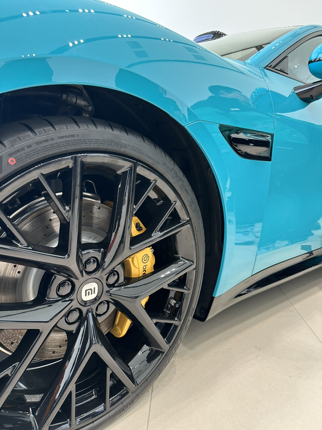 小米汽车伤透我的心！我是忠实的米粉！第一台小米手机当时抢不到，我是在黄牛手多花