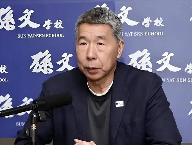 【热点评述】郝龙斌缺席中天主持举行的首场辩论赛，这意味着什么？岛内媒体中天举办
