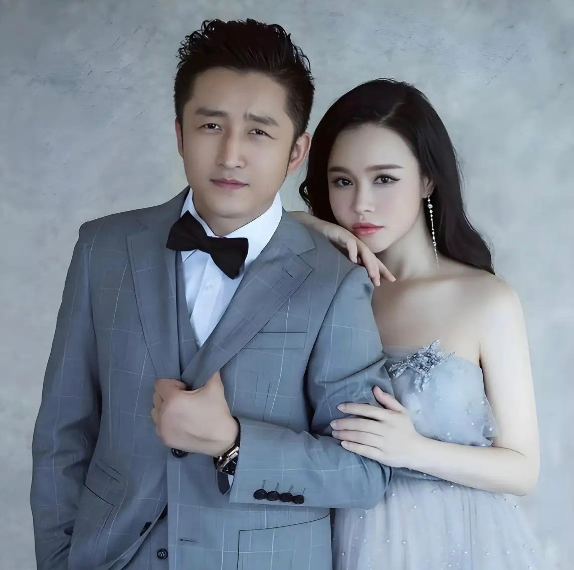你们以为邹市明只是亏了两个亿，实际换来是冉莹颖整个家族迈向小康：冉莹颖表弟完成原