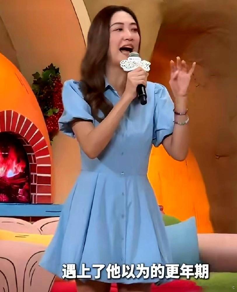 “你是不是更年期到了？”应采儿被13岁儿子Jasper当众这么一问，脸都僵了。