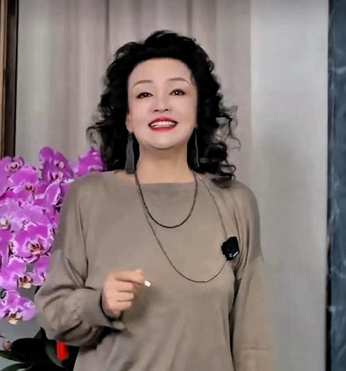 转账就能摆平一切吗？名誉之战，谁把谁当傻子了。你说这事儿，真是让人想不通，那个