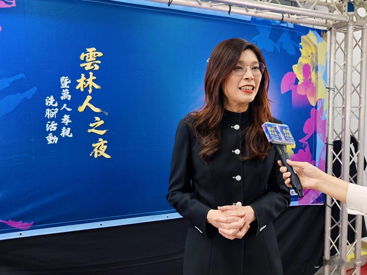 国民党主席郑丽文今（9日）在脸书发文表示，今天我非常荣幸回到母县云林，参加“云林