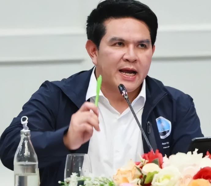 泰国部长终于说真话了：欢迎中国游客来花钱，但不欢迎中国游客有特权。这句话听着