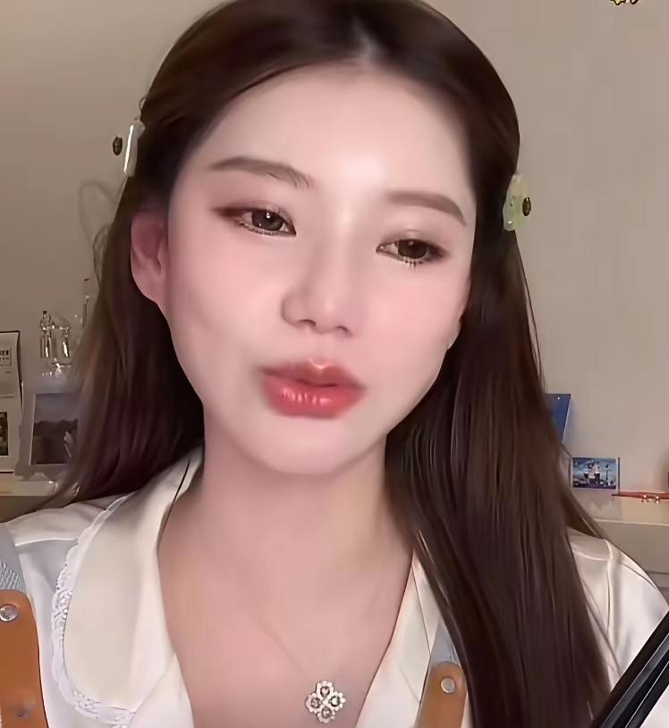 马筱梅近日表态，要让儿子汪宝儿在北京就读，从小接受扎实教育。这番话听着冠冕堂皇