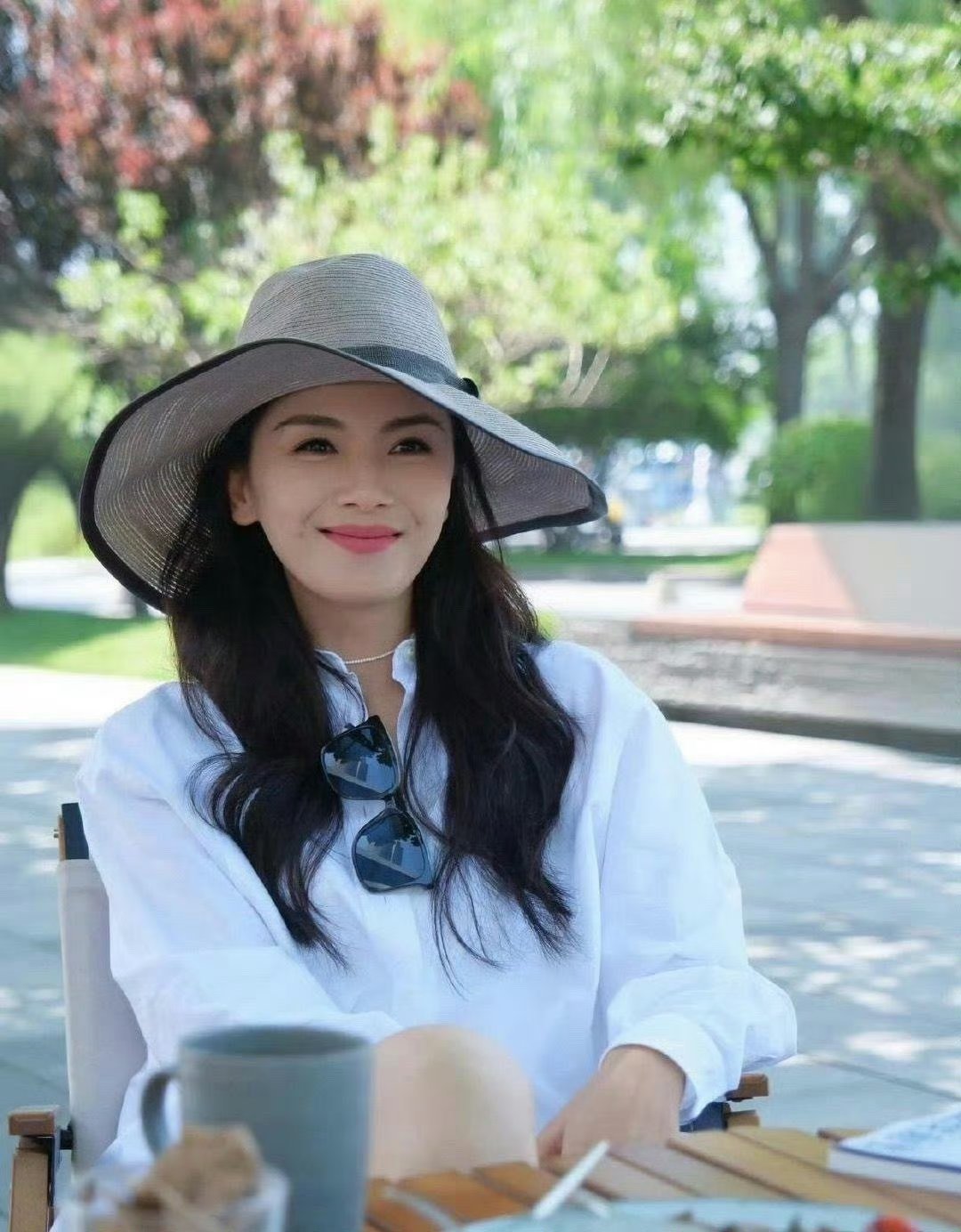 46岁的刘涛状态太绝了，白嫩的皮肤看上去像26岁​​​