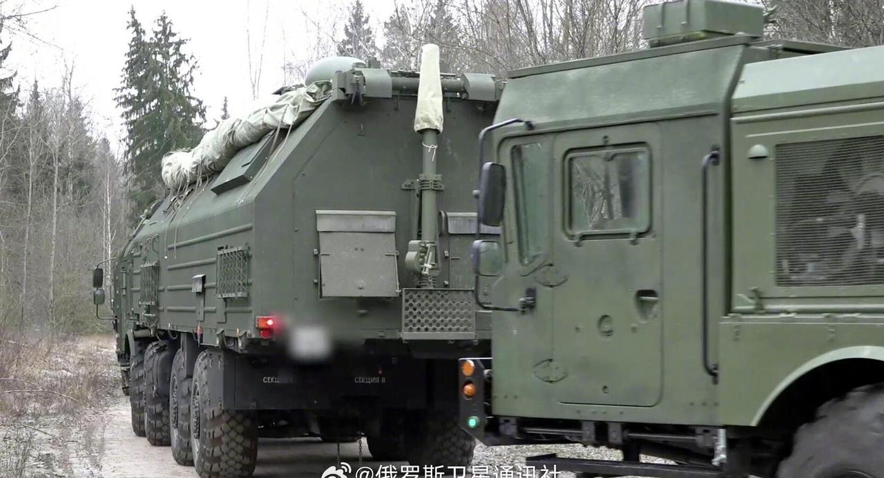 【专家：“榛树”导弹的打击乃是对基辅盟友的一个警告】奥地利政治学家格哈德·曼戈特