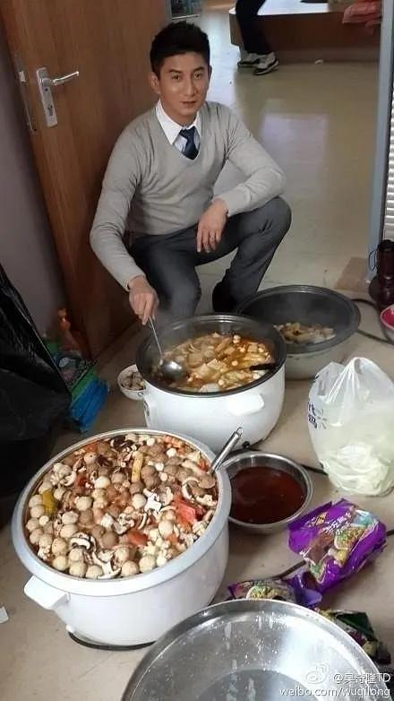 总算知道刘诗诗当年为啥那么爱吴奇隆了，吴奇隆是真的踏实啊，当时一起拍《步步惊心》