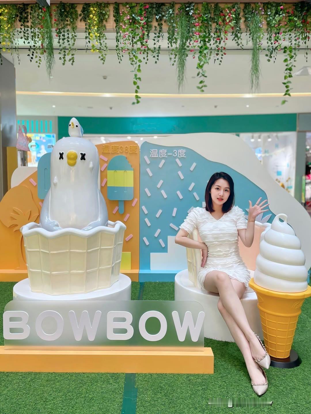 萌趣冰淇淋主题店打卡，超可爱装饰等你来探索！🍦💖