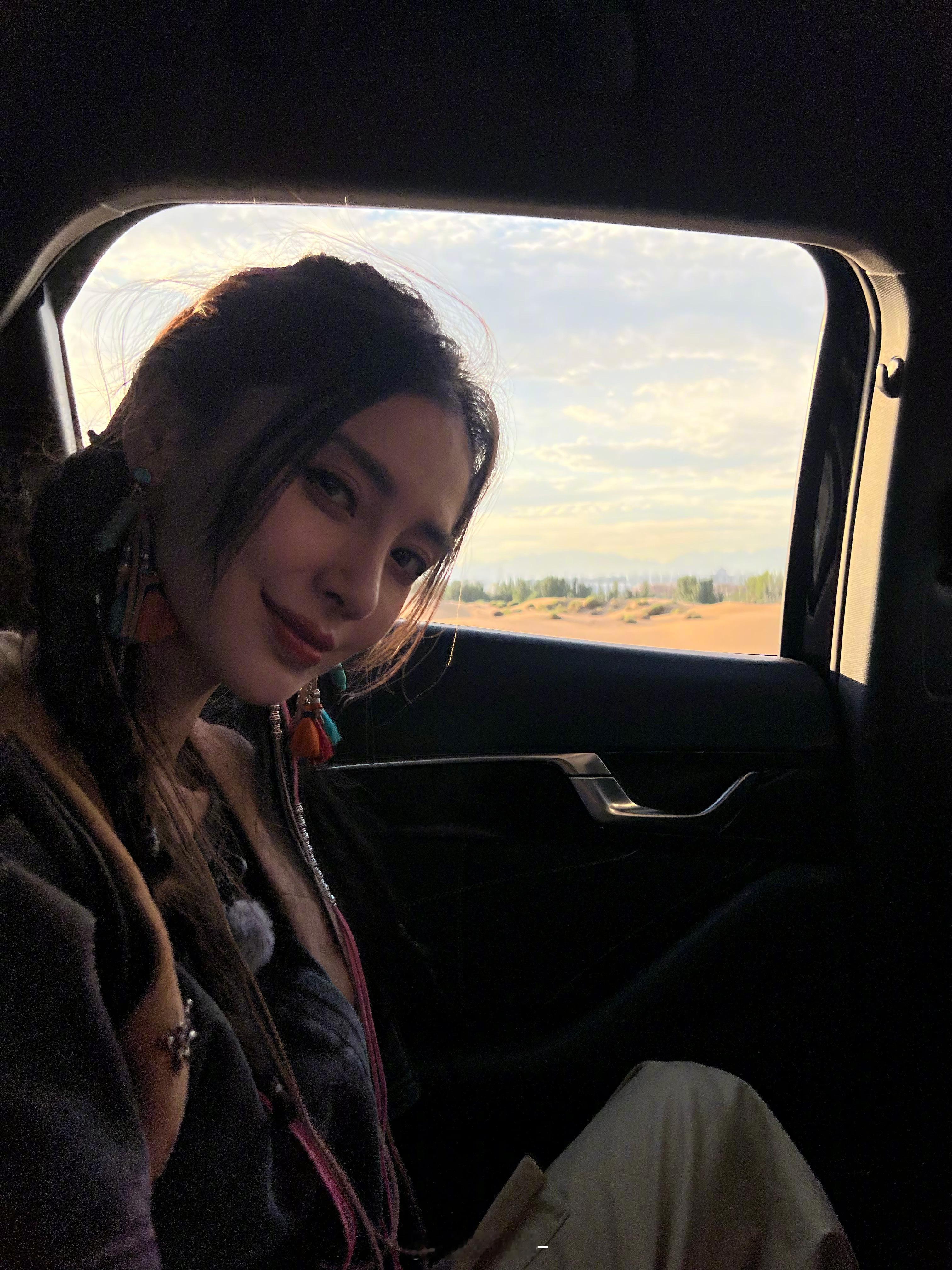 angelababy|杨颖风格百变依旧亮眼每一帧画面都尽显动人姿态​​​
