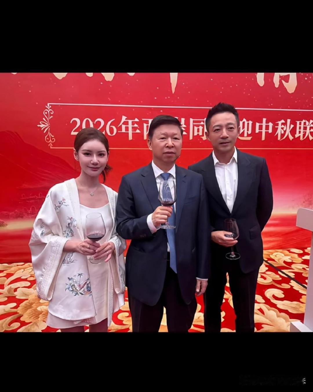 马筱梅这衣服穿的，汪小菲出门都没提醒吗？​