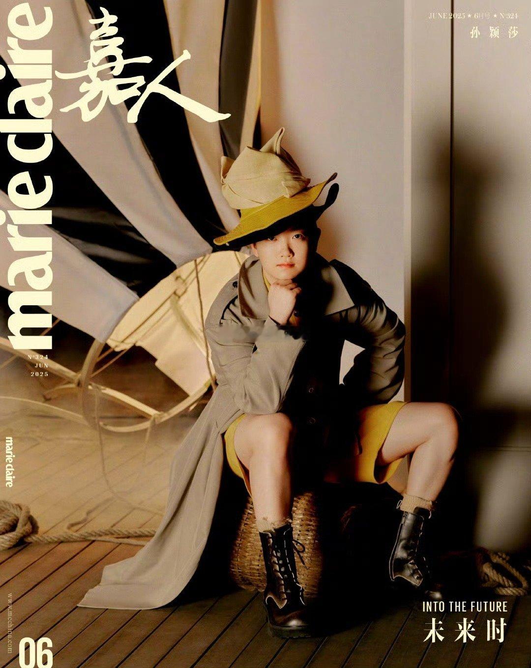 孙颖莎《嘉人》六月刊封面孙颖莎《嘉人》六月刊封面获得两套高定加持，一套来自VIK