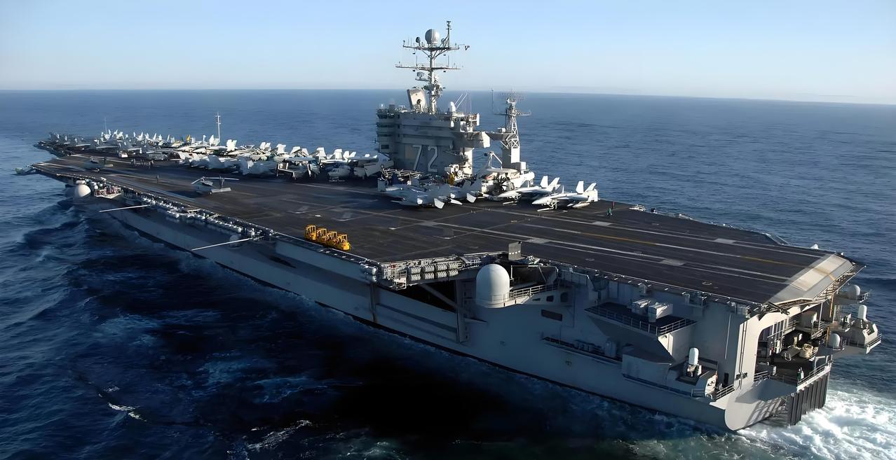 美国航母打伊朗一艘比一艘丟脸。美国为了威慑打击伊朗，最先是让林肯号航母到达中东