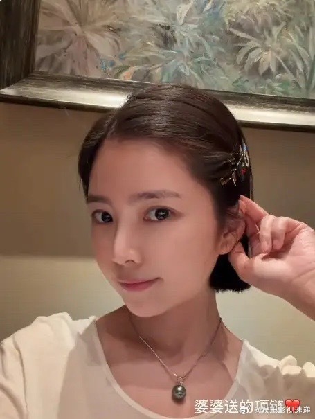 王灿，太刚了！4月5日，杜淳的老婆王灿，突然高调发文，一句反问，字里行间都是不容