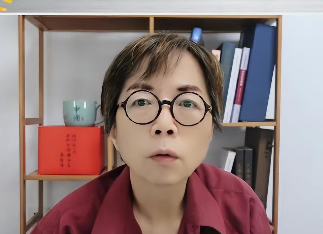 黄智贤表明：支持马英九提告萧旭岑、王光慈黄智贤在节目里说得挺在理，她对马英九