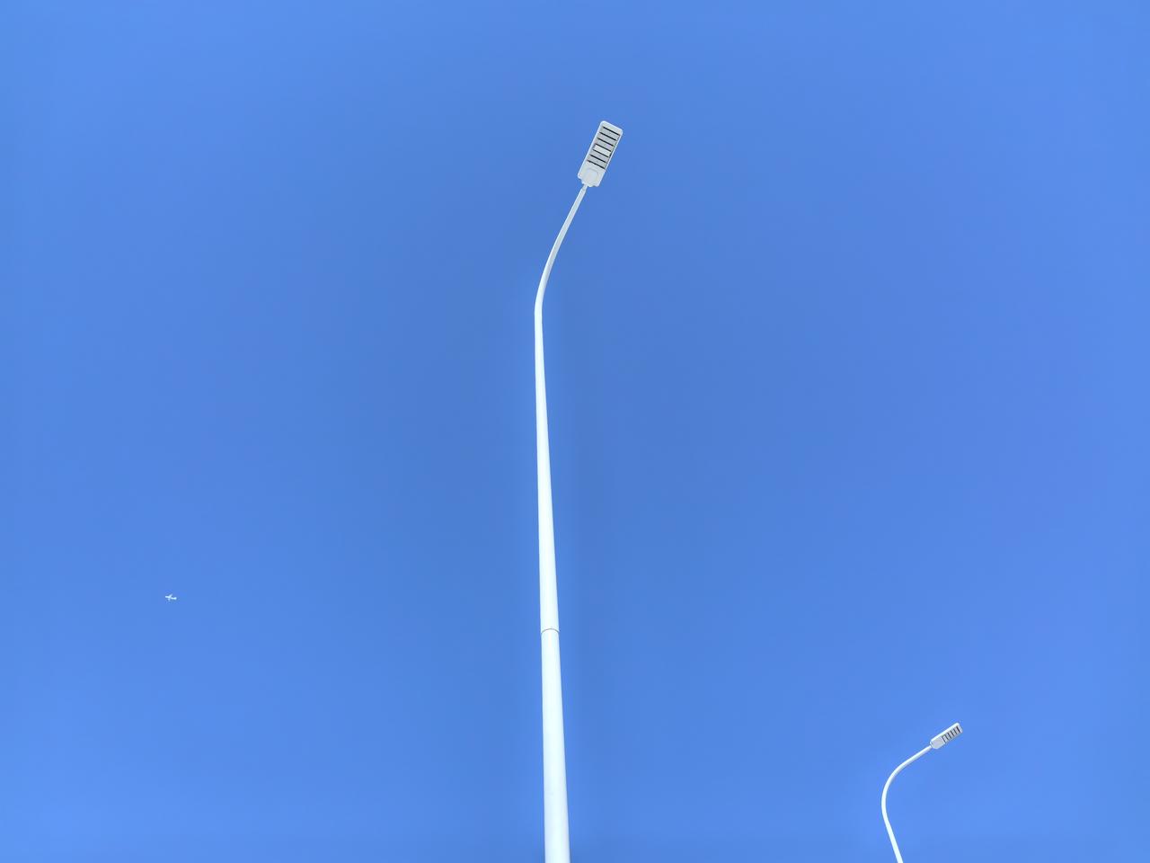 *为啥造摩托车的突然涨停？答案特简单——几千块的摩托车发动机，一旦飞上天空，身价