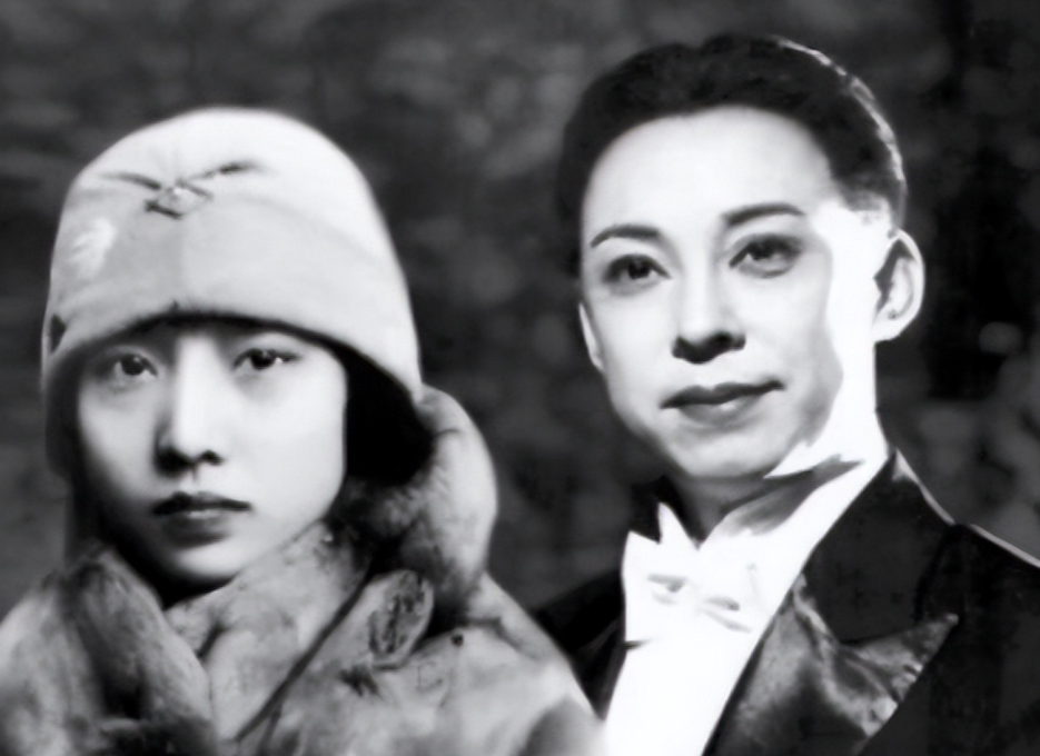1933年，杜月笙给梅兰芳打电话，说需要4万块急用，可是梅兰芳尴尬地说：“我现在
