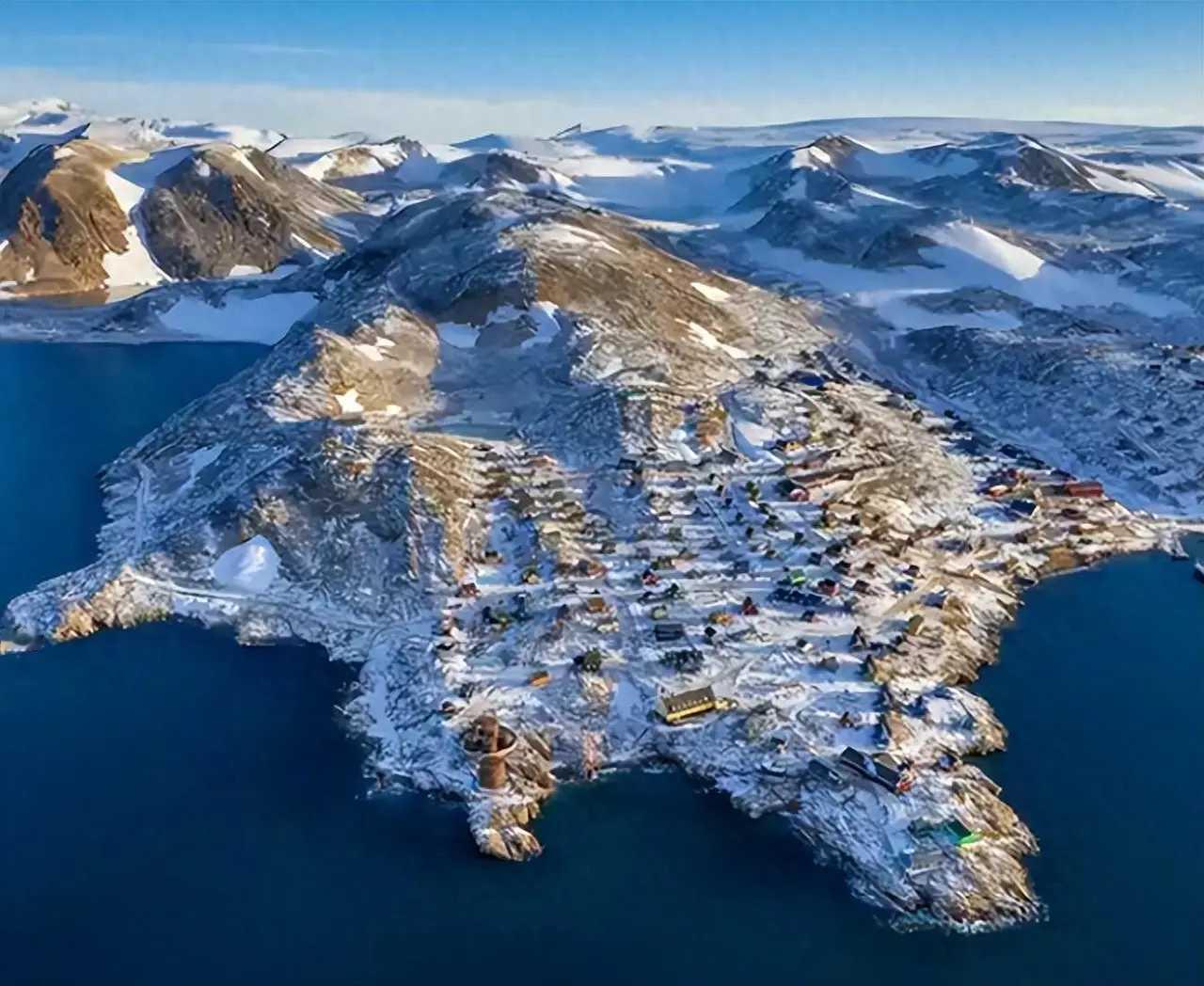 日本专家狂言：1945年投降是怕苏联，不是中国？80年后高市早苗挑衅戳破真相