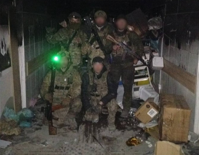 俄军一支突击队被包围，困守库皮扬斯克医院长达三个月，莫斯科这下要震怒了！在俄乌冲