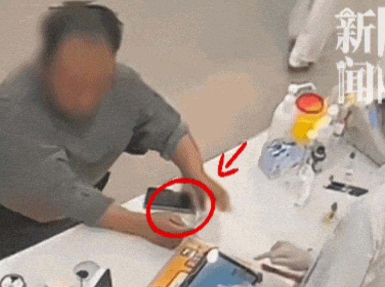 刚献完400毫升热血的好心人，转身就成了偷手机的小偷，这件事就发生在上海火车站的