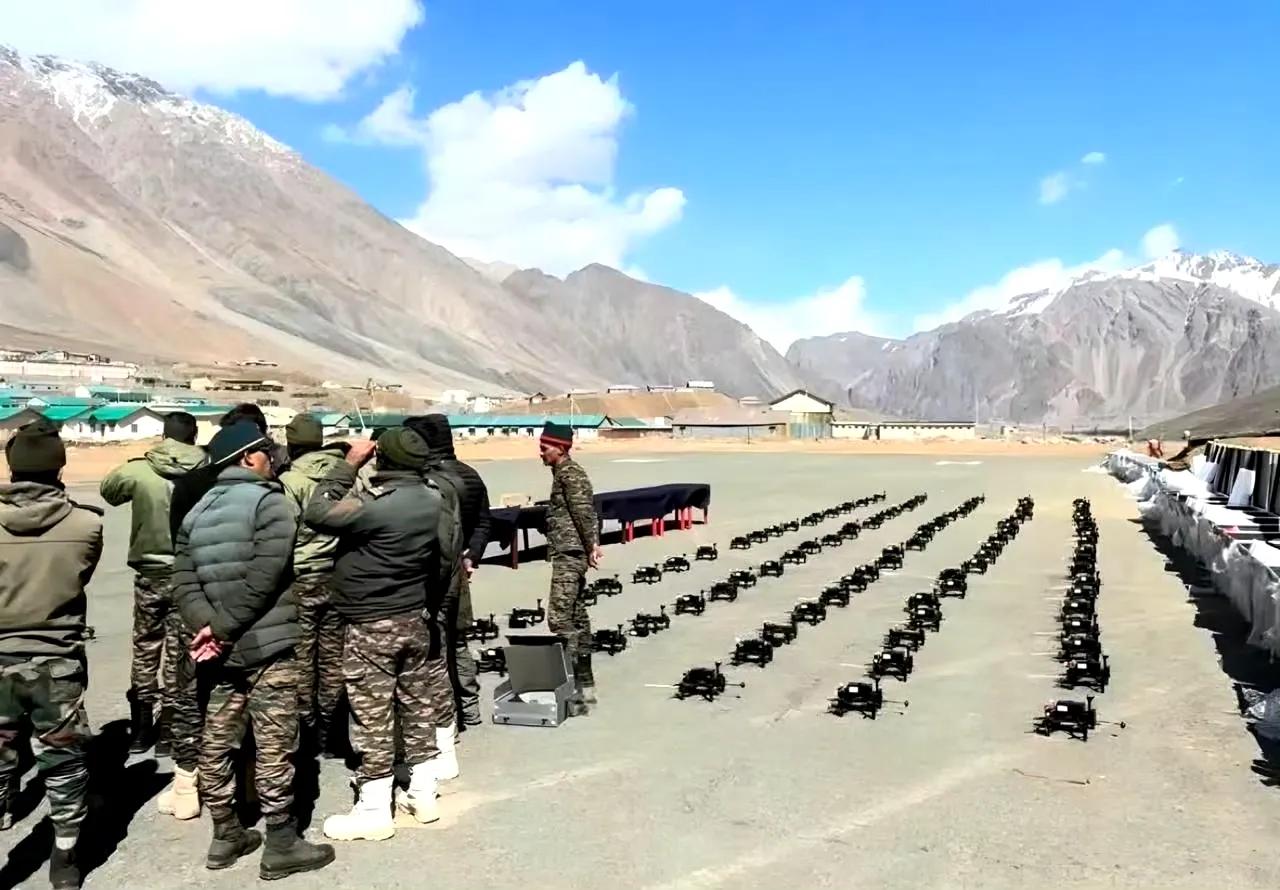印军山地部队接收了印度企业交付的一批自杀式FPV，这对于我军和巴基斯坦军队构成了