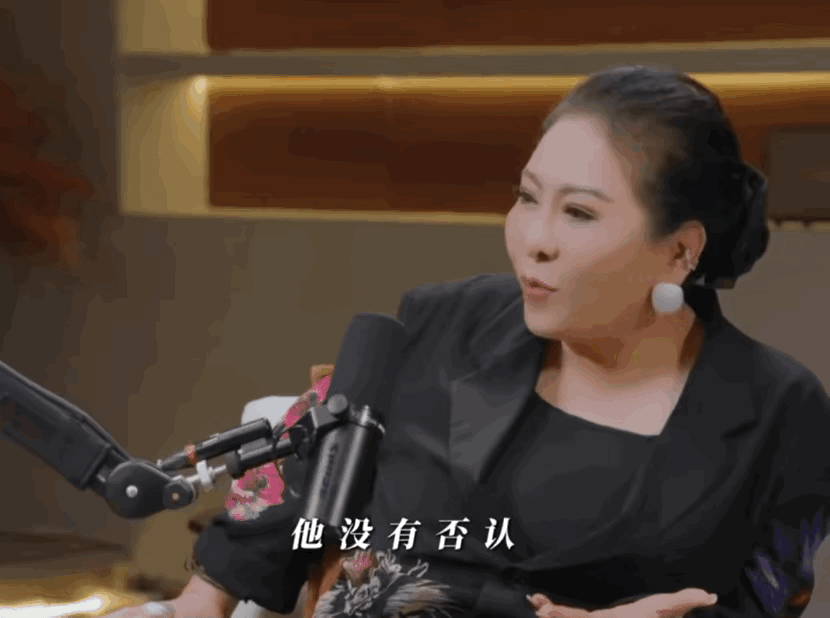 你们发现没？向太这个人有个毛病，估计这辈子都改不了了明明对家里付出不少