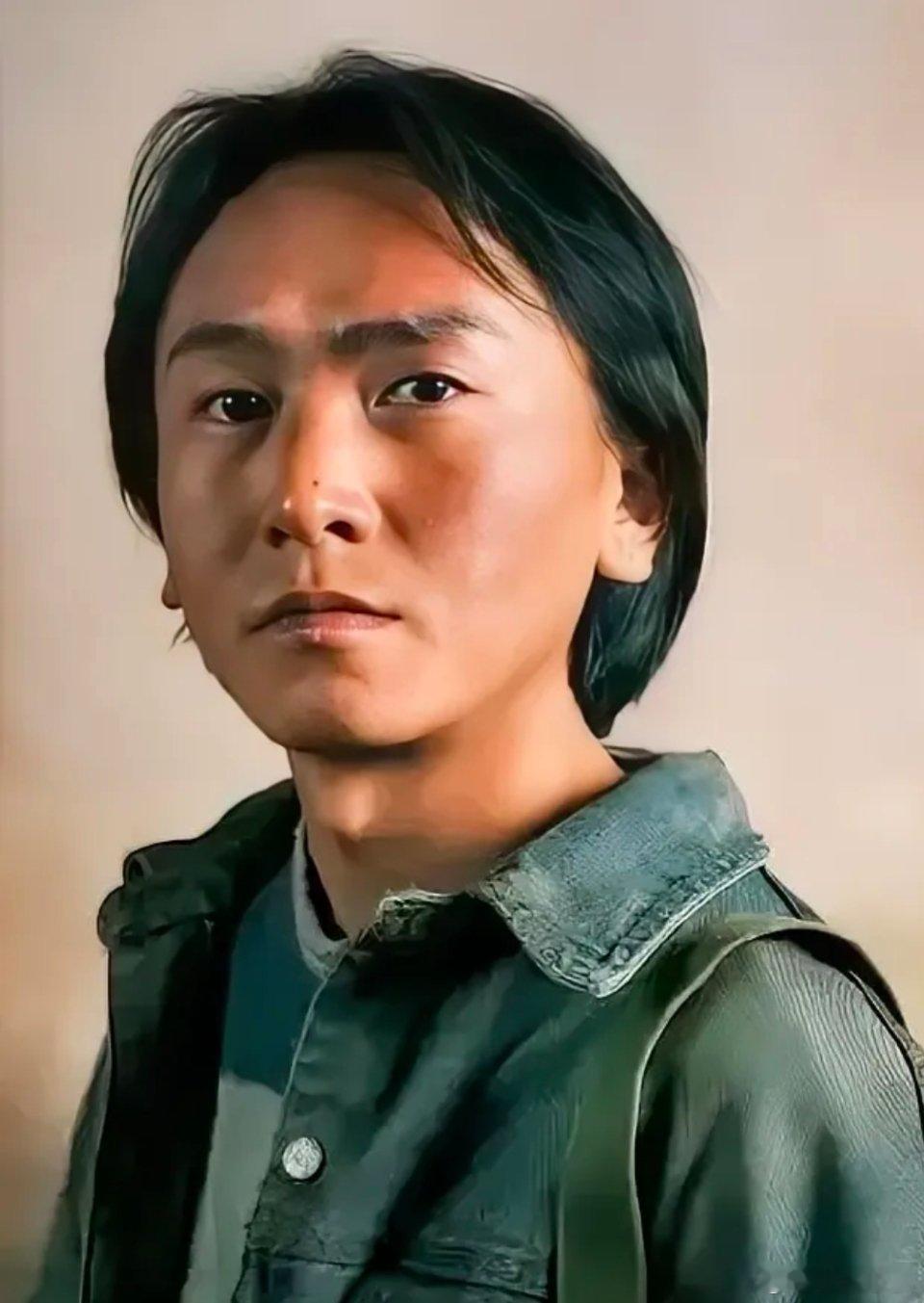 《生命树》里张扬的退场，是整部剧最意难平的一笔。他熬过了吞噬一切的流沙，却没躲过