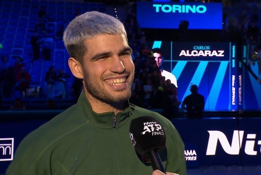 阿尔卡拉斯赛后接受采访，谈到决赛将面对辛纳。记者：“和扬尼克进行决赛简直是梦想成