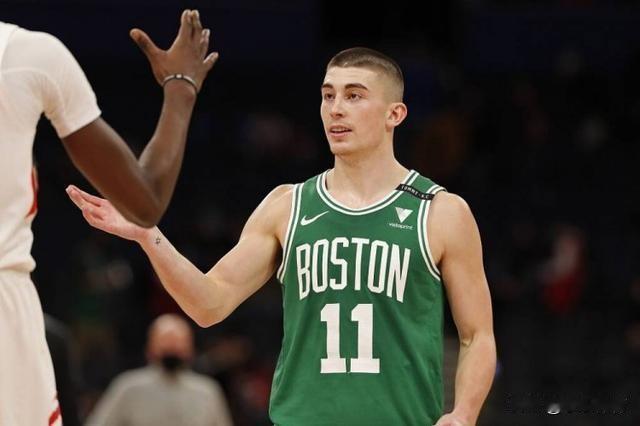 普里查德确实适配火箭队，可美媒给出筹码太多了近日，美国媒体提出交易建议，火箭送