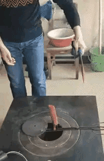 真是艺高人胆大啊，这要是突然打个喷嚏会是什么后果？