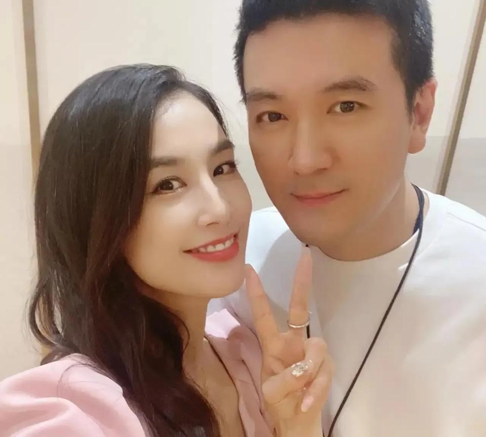 杨子这是闹哪出呢又喊话黄圣依如果愿意回来不和好如初也行凑合过他也乐意你