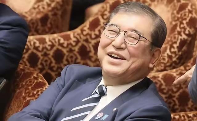 日本为何总要赌国运侵华？很多人以为是军国主义。错了！真相是，日本前首相石破茂亲口