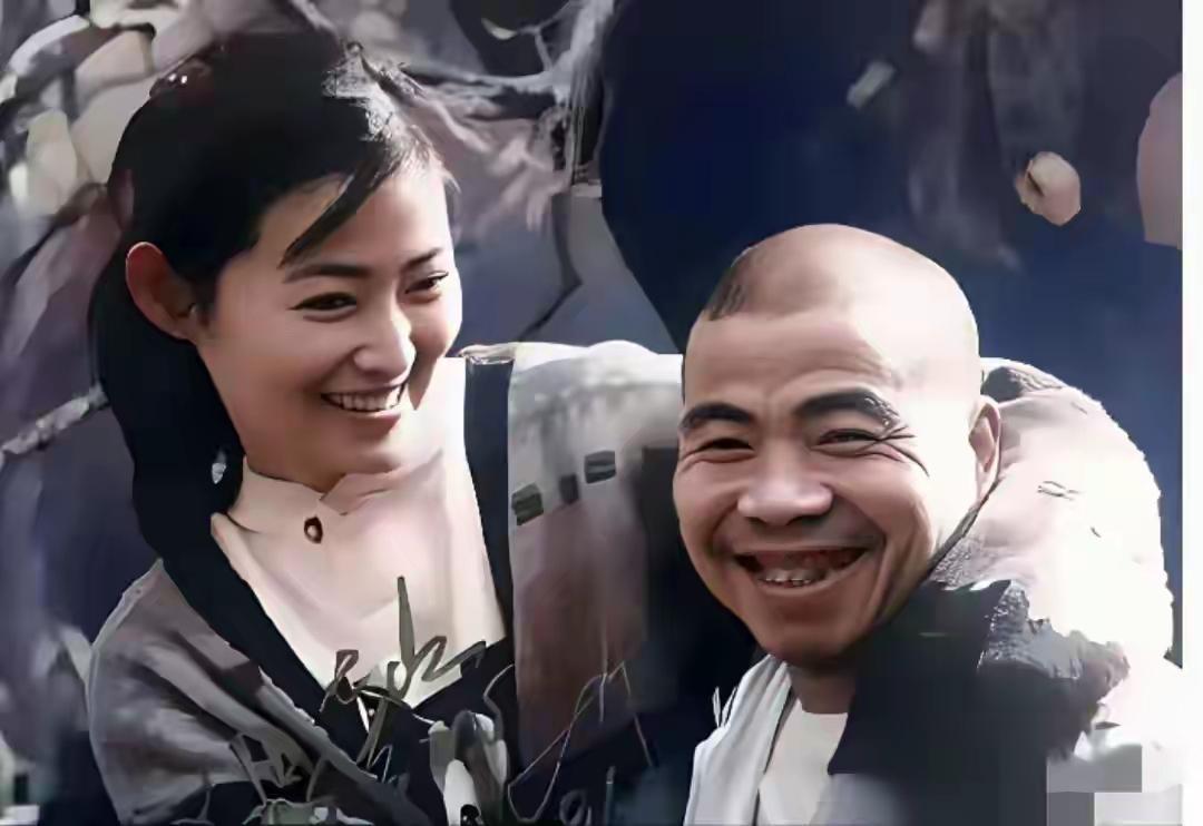 “潘金莲”与“武大郎”在银幕下面是非常要好的朋友，“武大郎”可是会武功的哟！