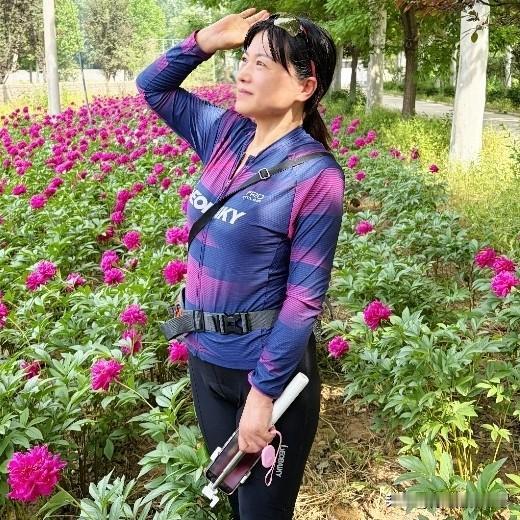 朋友说银行卡里有些钱，昨天去银行存了活期的纸质存单。为啥存纸质的活期存单？对