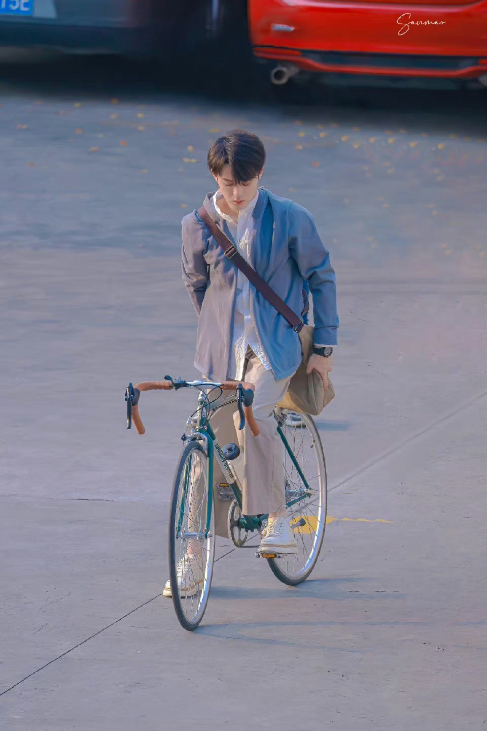 沈翊上班上班沈翊上班