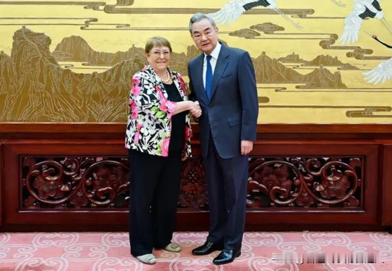 联合国秘书长候选人，先来北京了！古特雷斯年底卸任，安理会7月底就得投票，巴切莱特