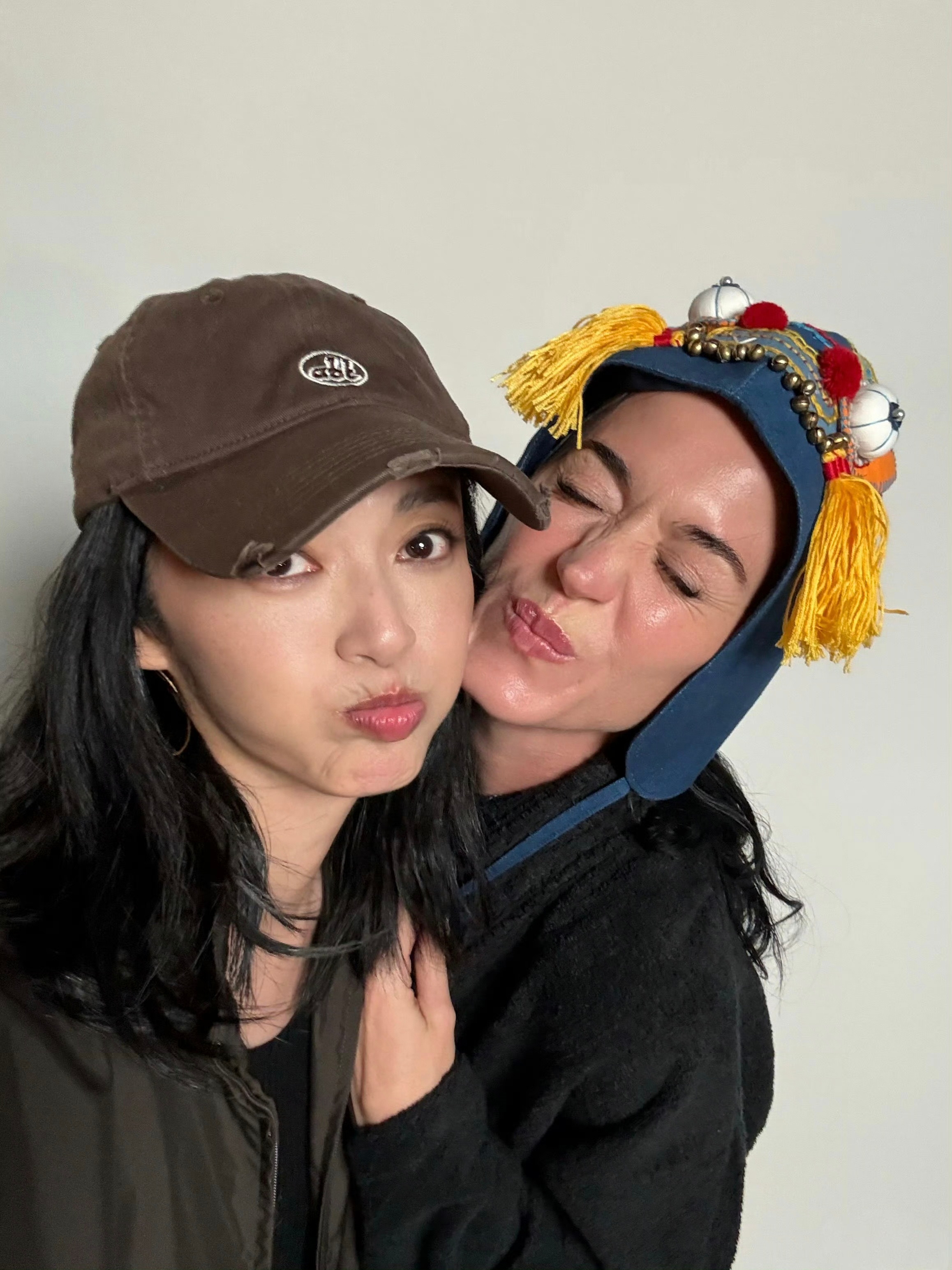 【🆘】姚晨与水果姐KatyPerry合影！这什么次元壁🆘姚晨水果姐合照