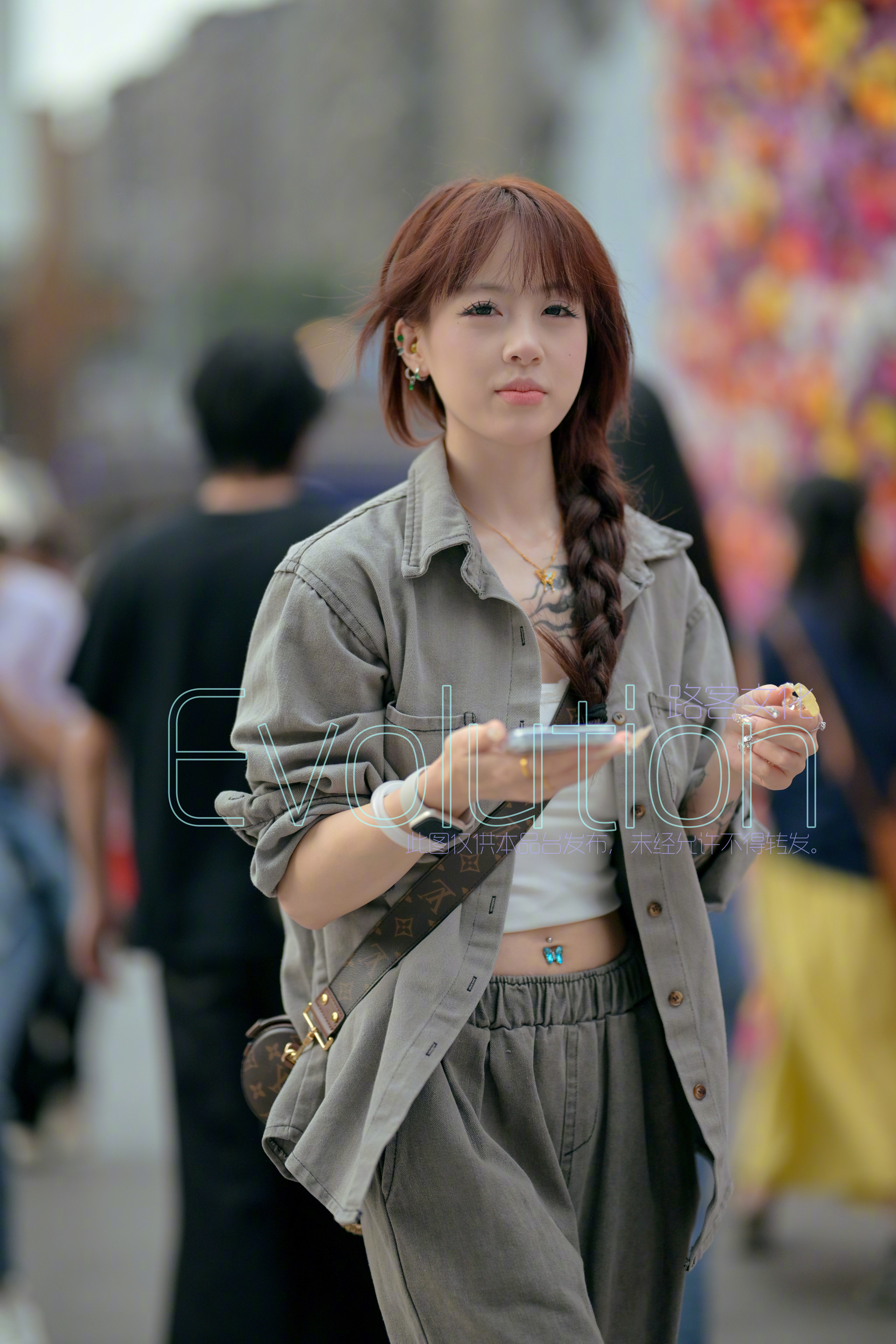 特写再来一张熟人给的街拍表情就是OK哈！​​​