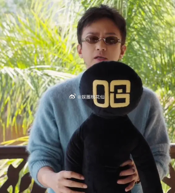 “五哈”节目组咋想的？挑个“愚人节”，官宣了一件大事！[笑着哭][笑着哭][笑着哭]邓