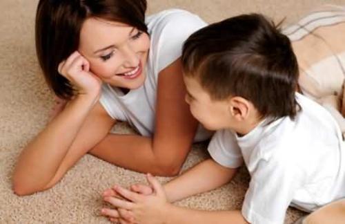 孩子要买东西, 该直接跟他说“太贵买不起”吗? 真的会让孩子变小气?
