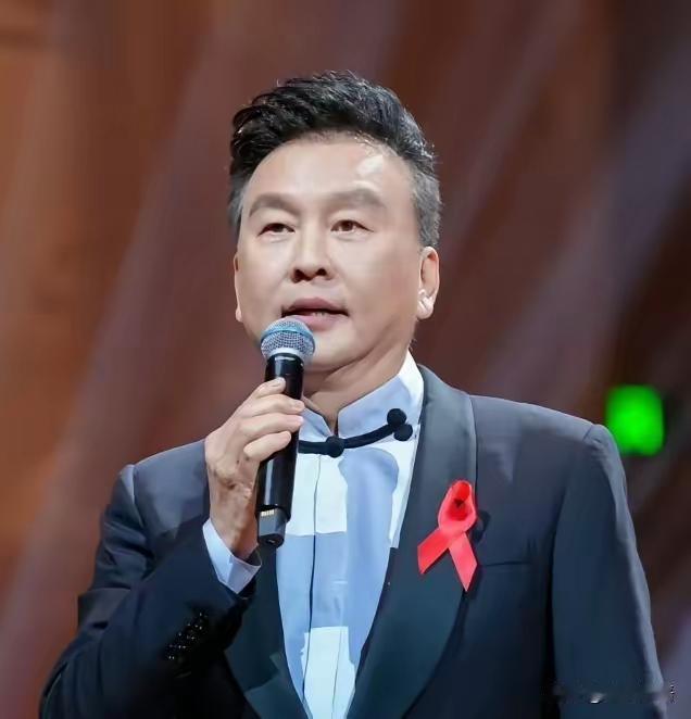 娱乐圈，曝出大瓜！4月8日，娱乐圈一整天都静悄悄，没想到下午时分，突然传来一个