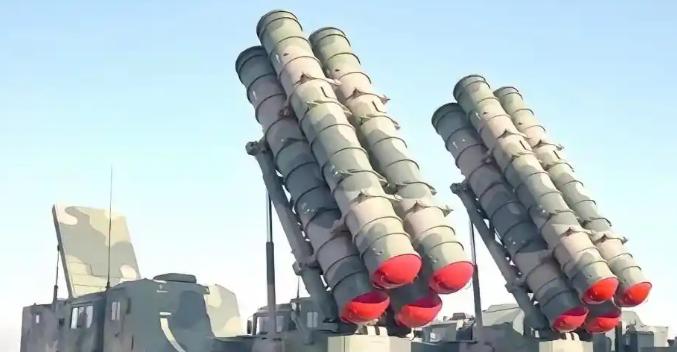 警钟长鸣！巴尔干“火药桶”再升温，三方围堵背后的地缘暗战言叔敢说，近期最值得