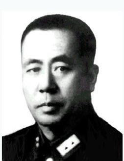 1950年夏天，台湾刑场，陈宝仓遇害。酷暑之下遗体慢慢腐烂，政治犯遗体不许家属认