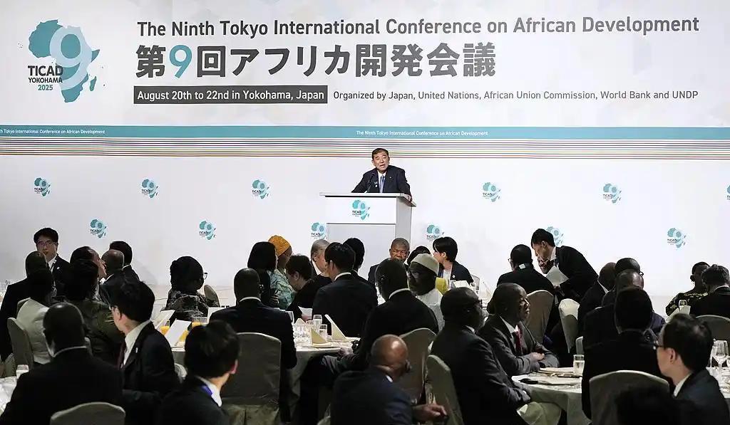 50国代表齐聚日本！首相石破茂还亲自站台，但所有人的焦点都在中国身上，搞得日本更